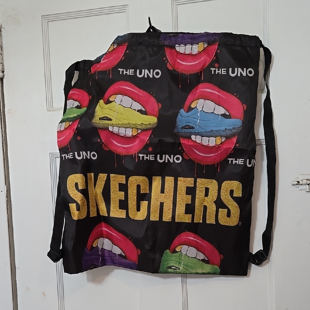 Skechers Black Drawstring Bag with Colorful Graphics Lips Shoes